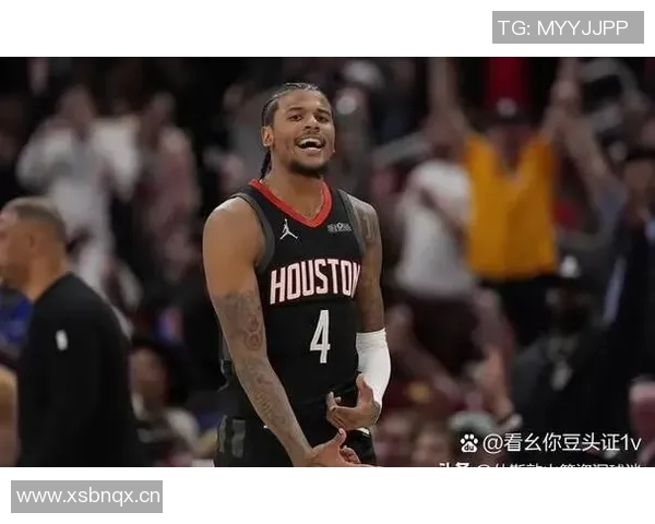 半场战报太阳落后掘金布克与狄龙合力贡献24分约基奇助攻表现抢眼