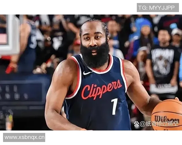 哈登失误未回头巴图姆踩线后失落卢指导直接选择离场