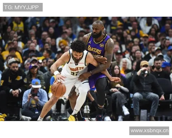 掘金缺阵影响防守表现福克斯与瓦塞尔在激烈对抗中展现实力