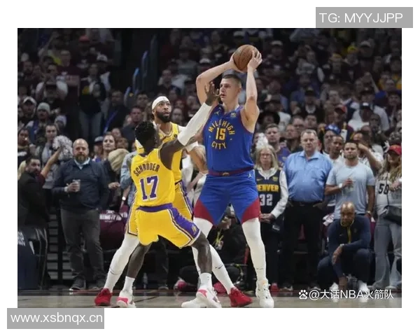 湖人需提升实力才能与掘金雷霆抗衡詹东里同场对SGA的防守挑战